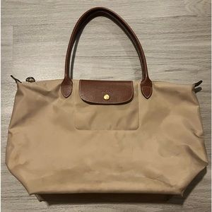 Longchamp purse